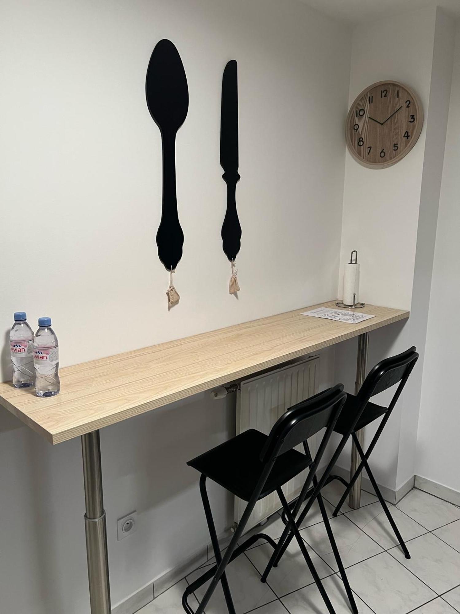 Paris-Montrouge Magnifique Appartement 3 Pieces De 75M2 Avec Parking - Tres Cosy Pour 1 - 8 Personnes Refait A Neuf -Entire Apartment Luxurious And Warm -Montrouge Paris 14Eme - Proche Aeroport Orly Parc Expositions Porte De Versailles Free Wifi Grat Exterior photo