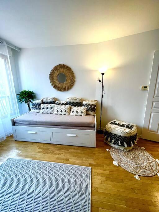 Paris-Montrouge Magnifique Appartement 3 Pieces De 75M2 Avec Parking - Tres Cosy Pour 1 - 8 Personnes Refait A Neuf -Entire Apartment Luxurious And Warm -Montrouge Paris 14Eme - Proche Aeroport Orly Parc Expositions Porte De Versailles Free Wifi Grat Exterior photo